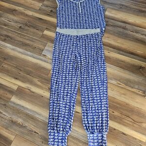 Blue and White ElephantPatterned J